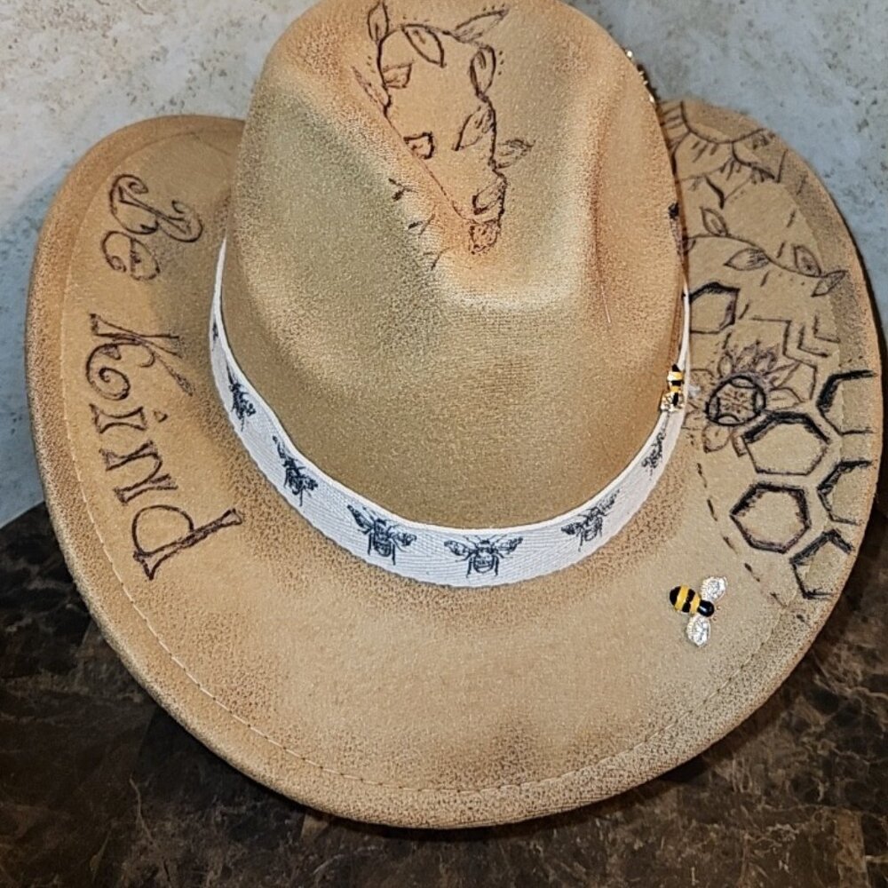 Custom Fedora Bee hat - Picture 3 of 3